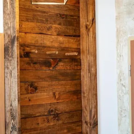 Apartment Mountain - In And Out - Free Bansko