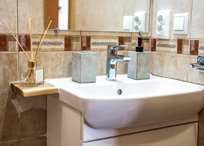 Mountain - In And Out - Free Bansko