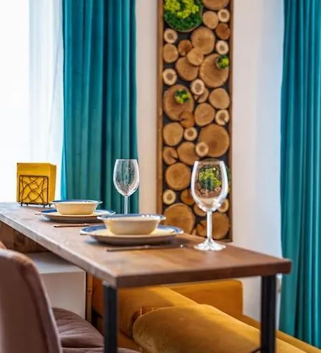 Mountain - In And Out - Free Bansko