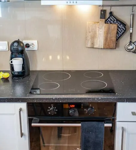 Mountain - In And Out - Free Bansko